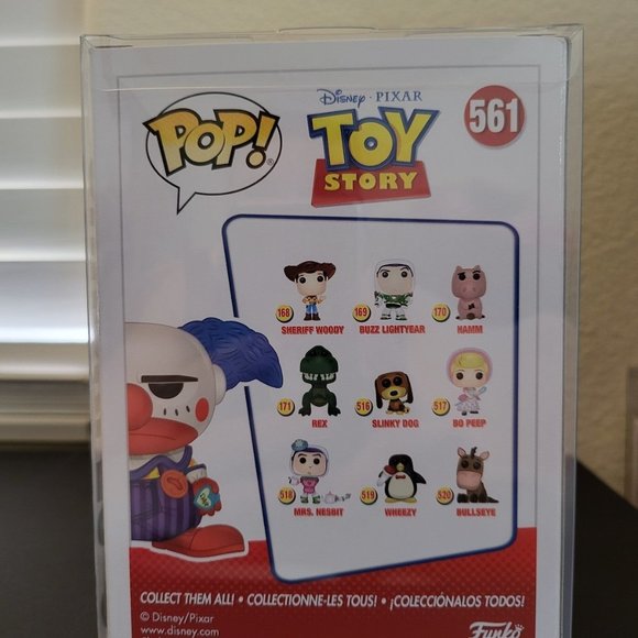 Chuckles Summer Convention Shared (Amazon) Exclusive Funko Pop - Picture 3 of 6